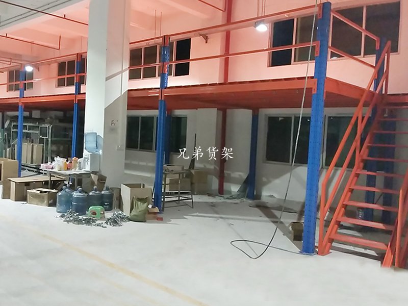 汽車倉庫貨架 汽車倉庫貨架